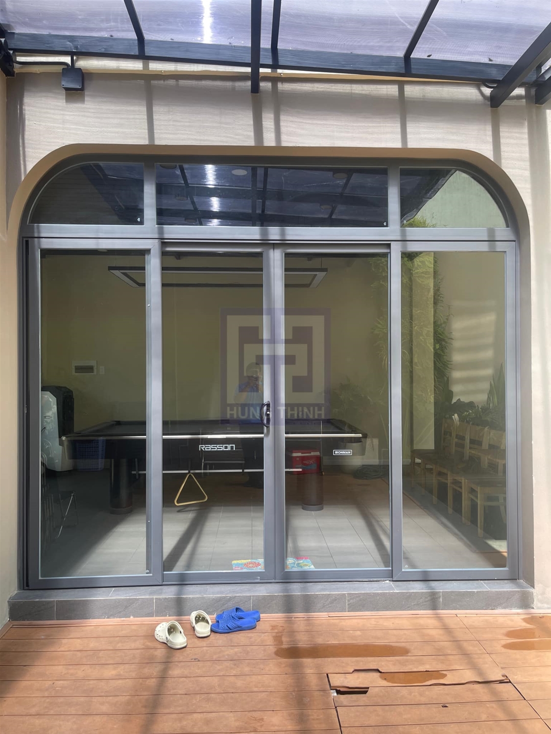 Cửa đi mở quay 4 cánh nhôm Xingfa